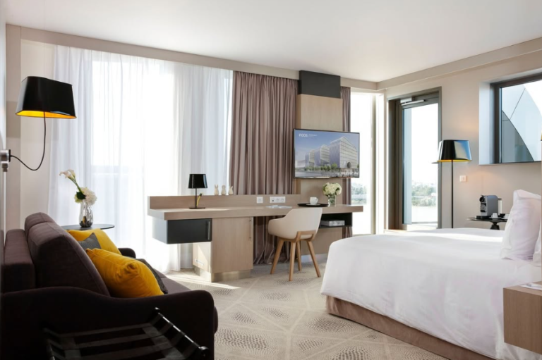 Chambre de l'Hôtel Hilton Garden Inn Bordeaux Centre 4* proche Centre historique en Gironde en Aquitaine