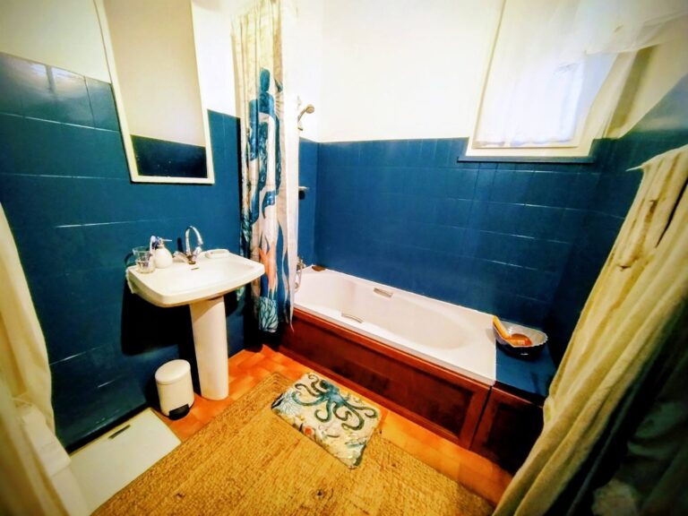 Salle de bain de la Villa Bellevue à Venterol dans la Drôme