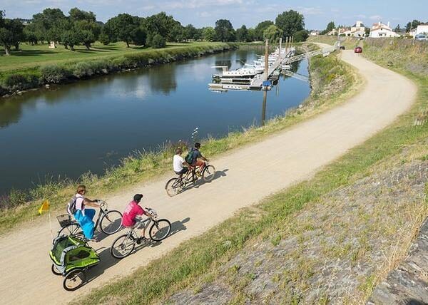 Camping Camping seasonova du chêne - vacances à vélo