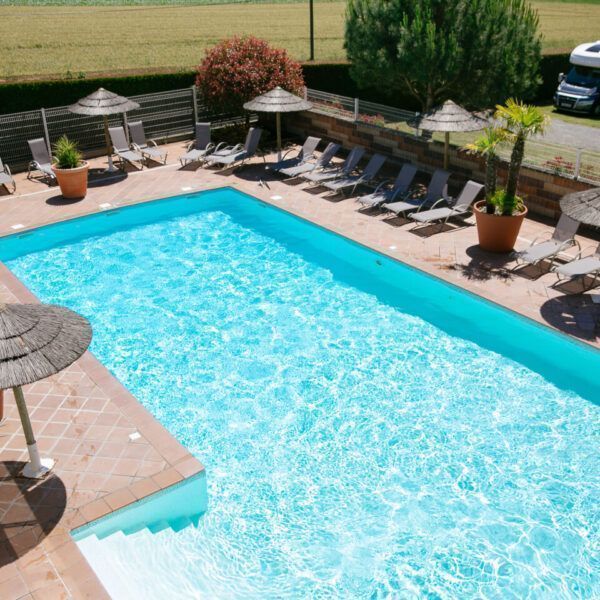 Piscine du camping Seasonova Saint Michel
