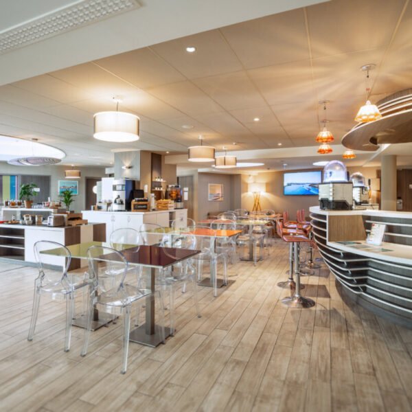 Bar de l'hôtel Ibis Styles des Sables d'Olonne en Vendée dans le pays de Loire