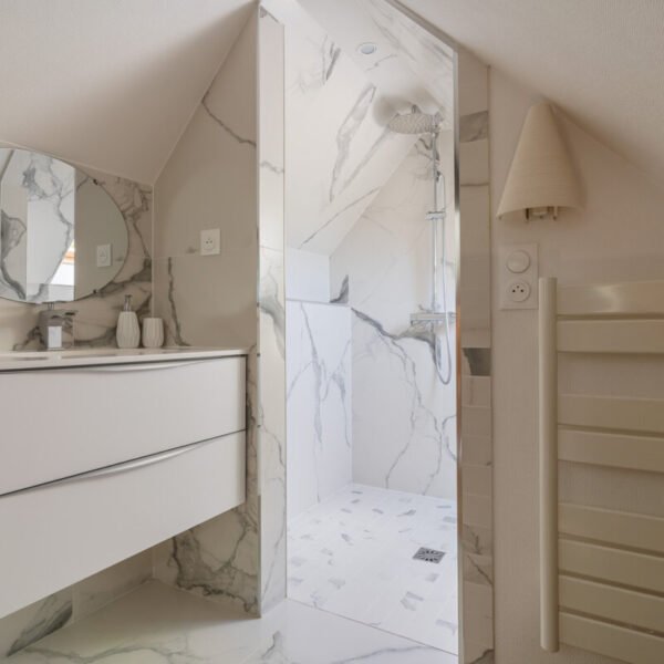 Salle de bain des Gîtes Les Cottages d'Hortense dans le Calvados en Normandie à Heuland