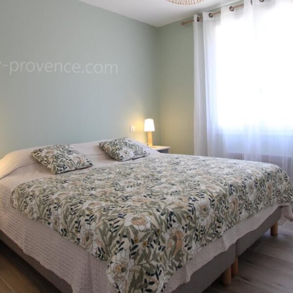 Chambre double de la Villa Slow en Provence dans le Vaucluse à Bédoin en région PACA