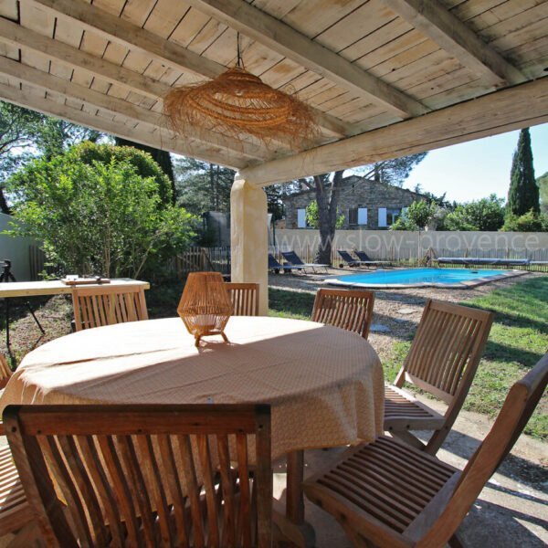 Terrasse de la Villa Slow en Provence dans le Vaucluse à Bédoin en région PACA