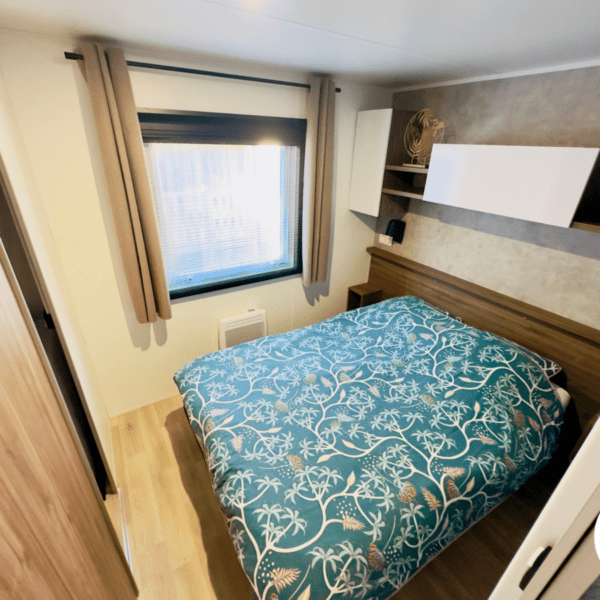 Chambre double du Mobil-home de Laurence à Canet en Roussillon dans les Pyrénées Orientales en Occitanie en Pays Catalan