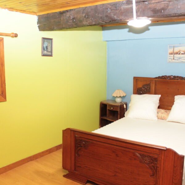 Chambre double du Gîte Nouhaillaguet dans le Limousin à Dournazac en Haute Vienne