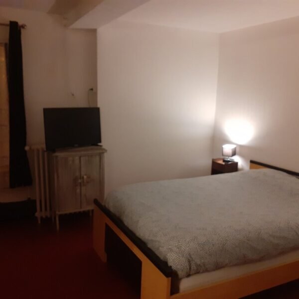 Chambre de l'Hôtel Restaurant Le Grand Cerf à Nonancourt près de Dreux dans l'Eure en Normandie