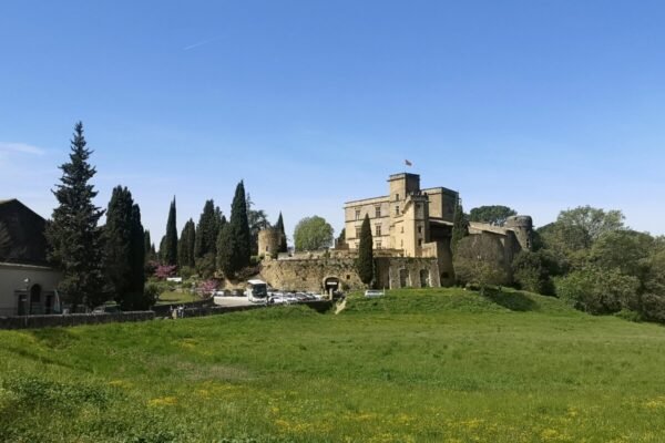 Visite du village de Lourmarin