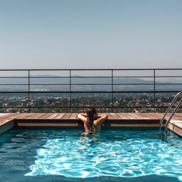 Piscine de L'Ermitage Hôtel à Lyon dans le Rhône dans l'Auvergne Rhône-Alpes