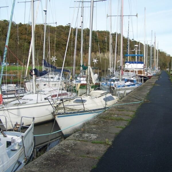 Le Port de plaisance à proximité du gîte de Kervalo, moderne et confort pour 4 en Côtes-d'Armor en Bretagne à Pontrieux