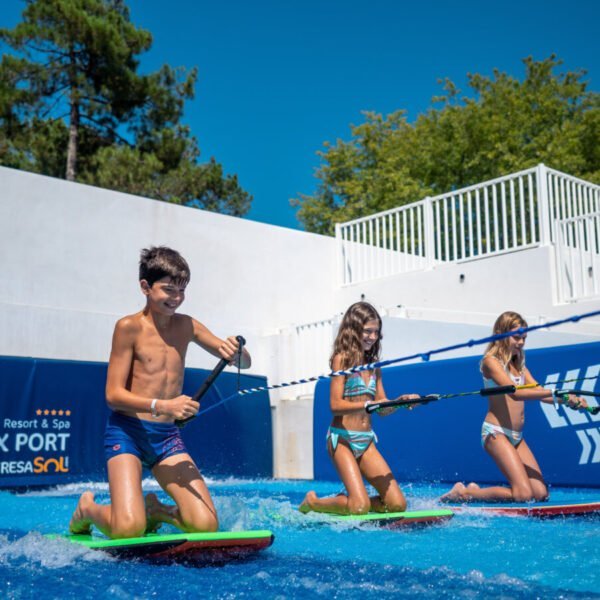 Simulateur de vagues du camping Le Vieux Port dans les Landes en Nouvelle-Aquitaine à Messanges