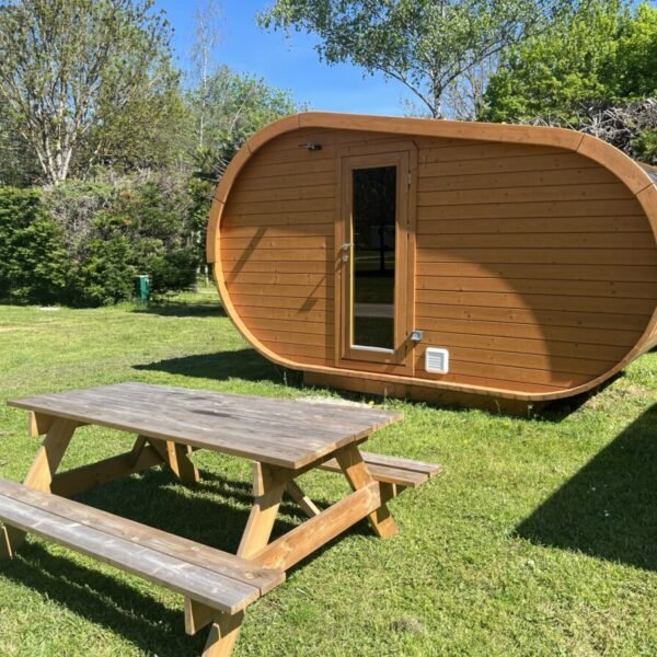 La façade d'un écopod d'Aquadis Loisirs - Camping de Santenay *** à Santenay en Côte d'Or en Bourgogne-Franche-Comté