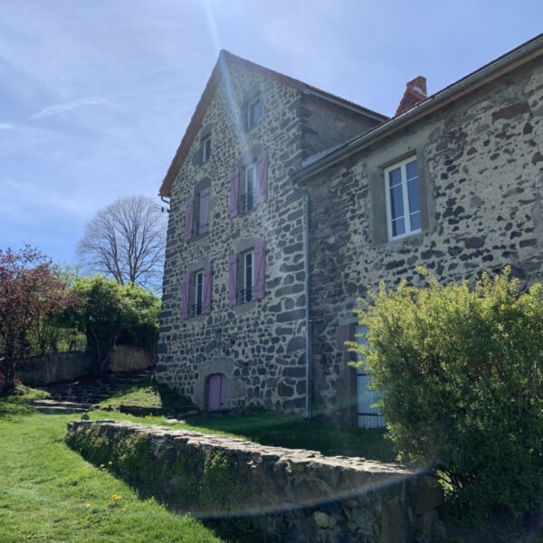 Gite les Meuhs dans le Puy de Dome en Auvergne Rhone Alpes proche de Clermont Ferrand