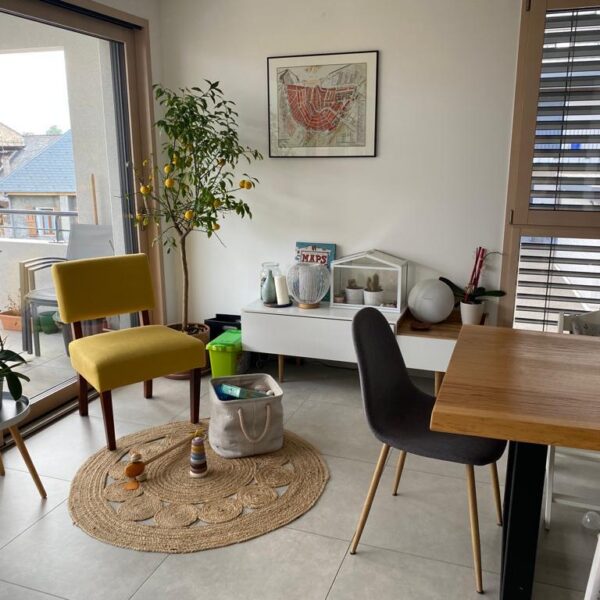 Salle à manger de la Maison de Vacances Le gré du Lac près d'Annecy en Haute Savoie dans les Alpes