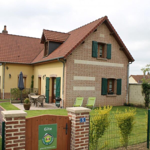 Jolie vu extérieur de la gite au Gîte - Le Batteux à Somme, Hauts de France