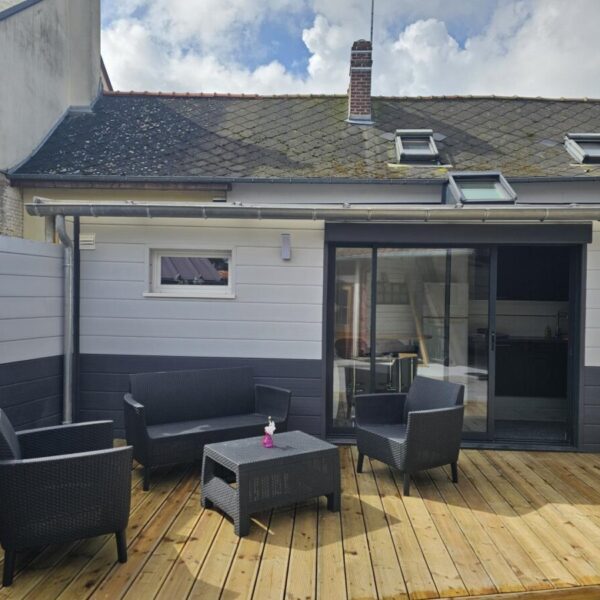 Terrasse à Gite Les Ch'tis du Vimeu, à Feuquières-en-Vimeu auprès de Somme, Hauts-de-France