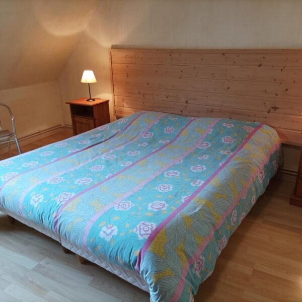 chambre du Gîte d'Allonville à Allonville tout près d'Amiens