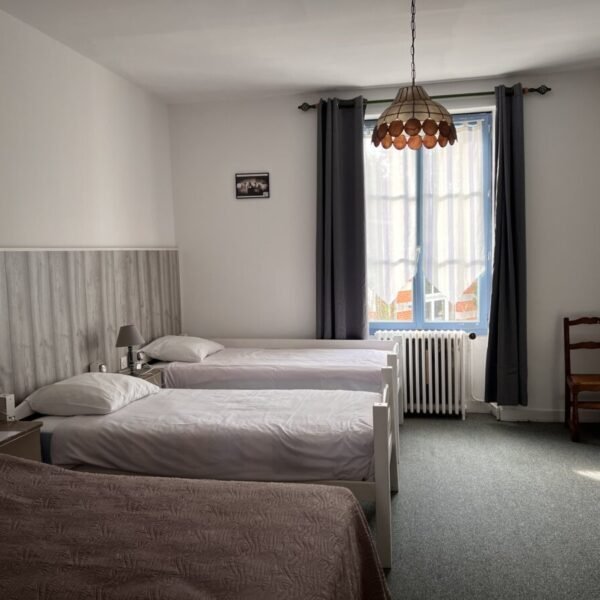 Chambre triple à La Ferme Antoinette à Les Mathes en Charente-Maritime en Nouvelle Aquitaine