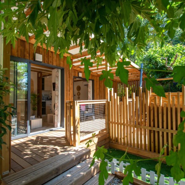 Terrasse au Camping L’Oasis du Verdon à Aups dans le Var en Provence-Alpes-Côte d'Azur