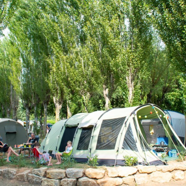 Emplacement au Camping L’Oasis du Verdon à Aups dans le Var en Provence-Alpes-Côte d'Azur