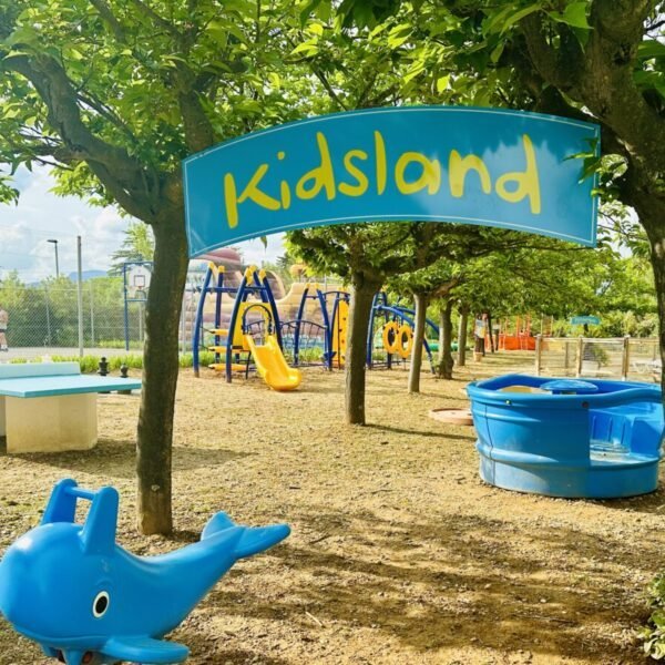 Camping Paradis Family Les Rives de l'Hérault****