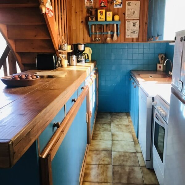 Cuisine équipée au Gîte Les Aravis à Saint-Bonnet-Tronçais en Allier en Auvergne-Rhône-Alpes 