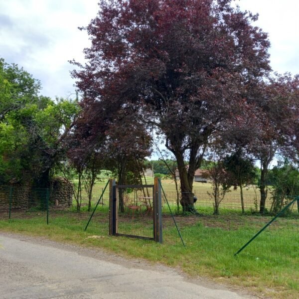 Jardin de la Gite Fleuri à Châteauneuf-de-Galaure dans le Drôme en Auvergne-Rhône-Alpes