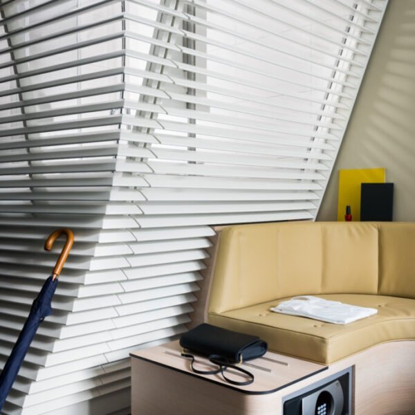 Espace bureau chez Okko Hôtels Nantes Centre Ville en Pays de Loire dans l'ouest de la France