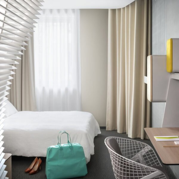 Chambre confortable chez Okko Hôtels Nantes Centre Ville en Pays de Loire dans l'ouest de la France