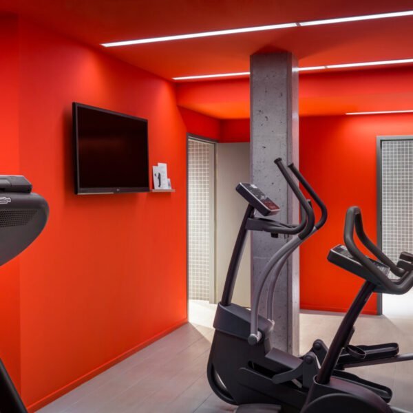 Salle de fitness chez Okko Hôtels Nantes Centre Ville en Pays de Loire dans l'ouest de la France