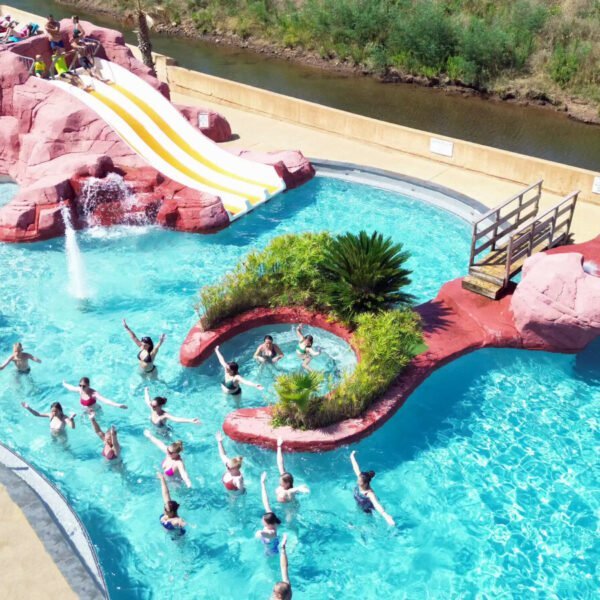 Aquagym au Camping La Vallée du Paradis à Saint-Raphaël dans le Var en Provence-Alpes-Côte d'Azur