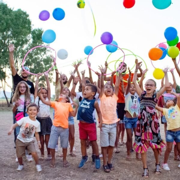 Club enfant au Camping Les Palmiers à Hyères dans le Var en Provence-Alpes-Côte d'Azur
