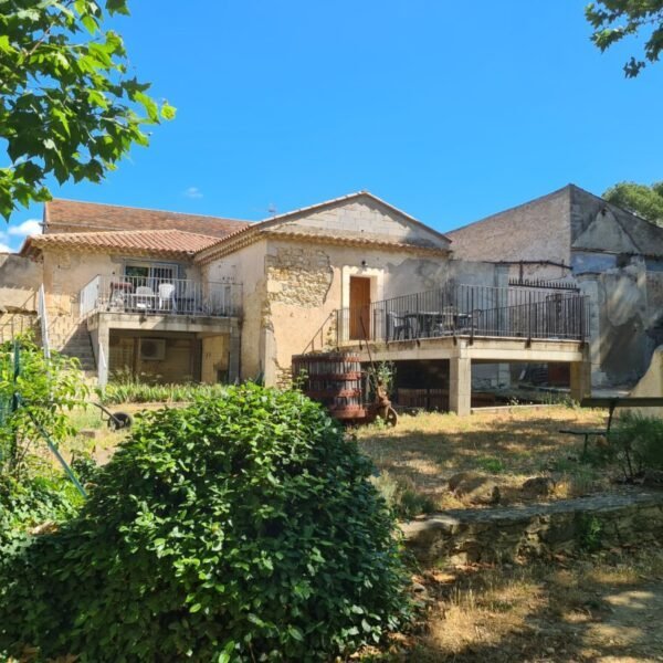 Gite Le Hameau de Cure dans l'Hérault à Cazouls-lès-Béziers en Occitanie