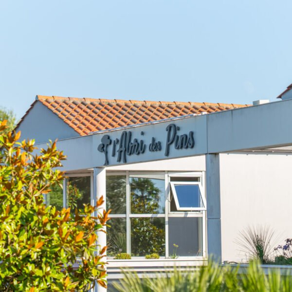 Réception du Camping l'Abri Des Pins en Vendée à Saint Jean de Monts sur la Côte Atlantique