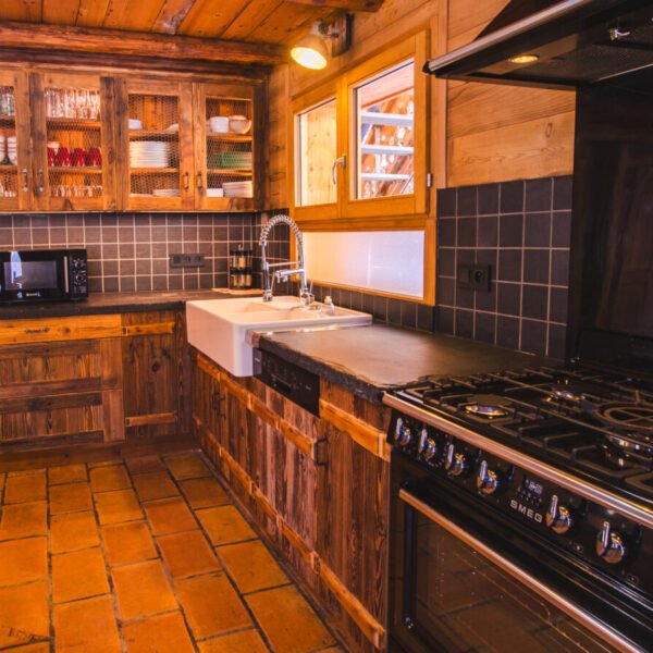 Cuisine équipée du Chalet Alpina by Savoya Lodges à Châtel en Haute Savoie dans les Alpes
