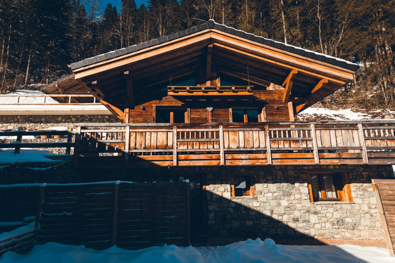 Chalets Savoya Lodges Explora / Rustika / Utopia