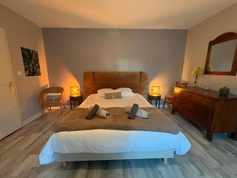 Chambre double cosy du Gîte Le Clos de Félicie dans les Vosges à La Bresse en Montagne