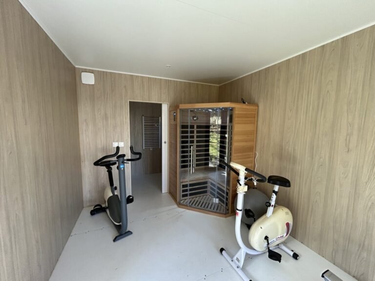 Espace fitness et sauna du Gîte Le Clos de Félicie dans les Vosges à La Bresse en Montagne