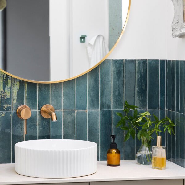 Salle de bain de la Villa 2 L'Ile by Les Villas Majolie dans le Finistère en Bretagne