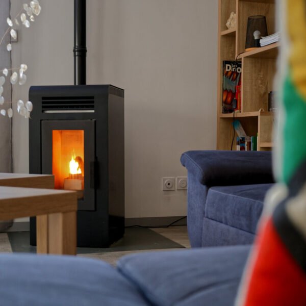 Gîte avec cheminée en Sud Ardèche - La Villa Chrysalide à Berrias-et-Casteljau