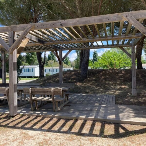 Aire de détente du camping Seasonova Ensoya à Sigean - Aude - Occitanie