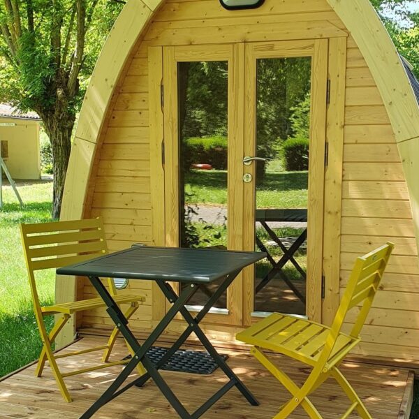 Grande tente insolite au Camping les Pâtis proche de Tours dans le Val de Loire