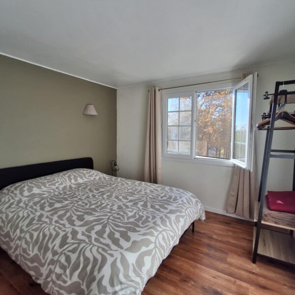 Chambre du Gîte le Chalet de Carrou à Coulx dans le Lot-et-Garonne