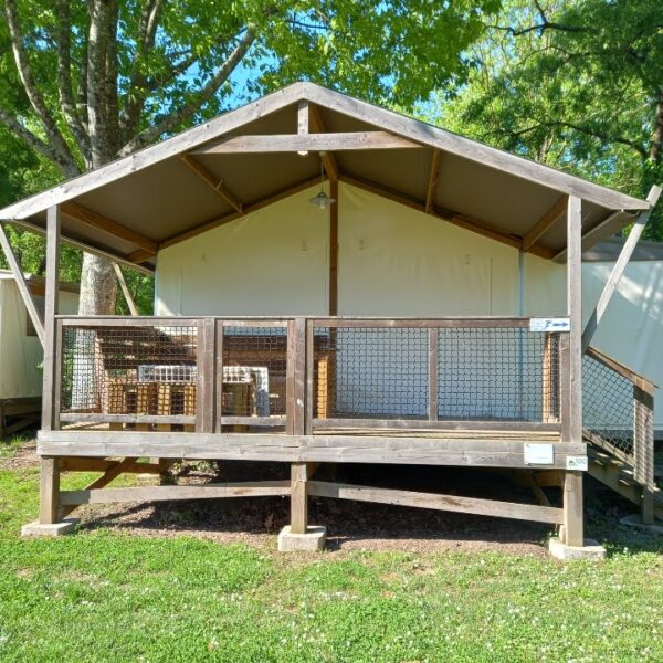 Tente du Camping le Moulin de Bidounet à Moissac dans le Tarn-et-Garonne